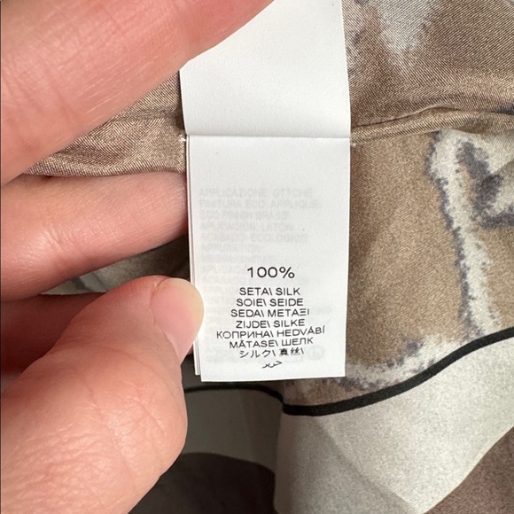 NWT Brunello Cucinelli Almond Floral Monili Silk Poncho Old Money Quiet Luxury - Picture 9 of 10